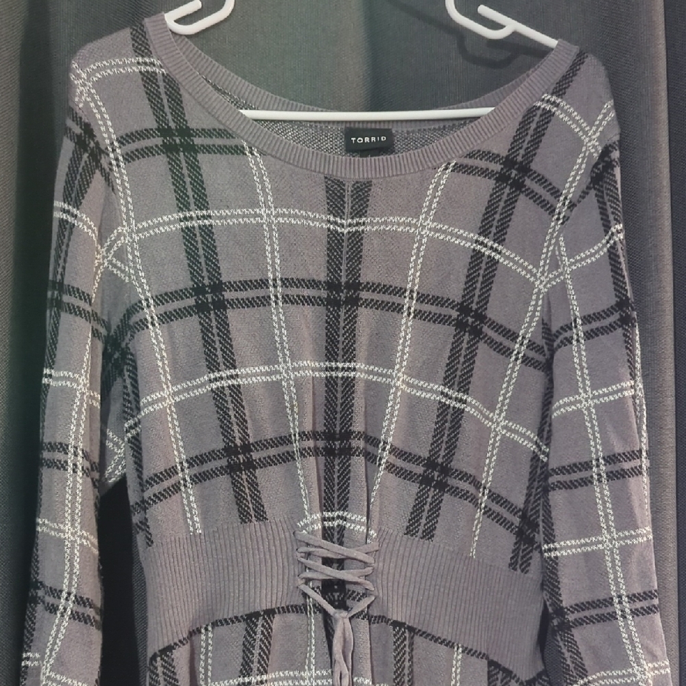 Torrid Black and Gray Plaid Long Sleeve Dress - Picture 2 of 5